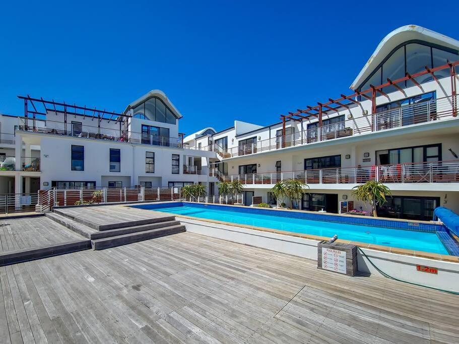 Family Fun-Sea,Sand,Surf Convenience-Pool, Balcony Le Cap Extérieur photo